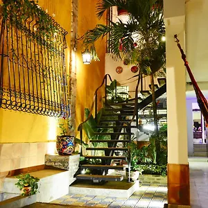 4* Maison d'hôtes Magic Garden House